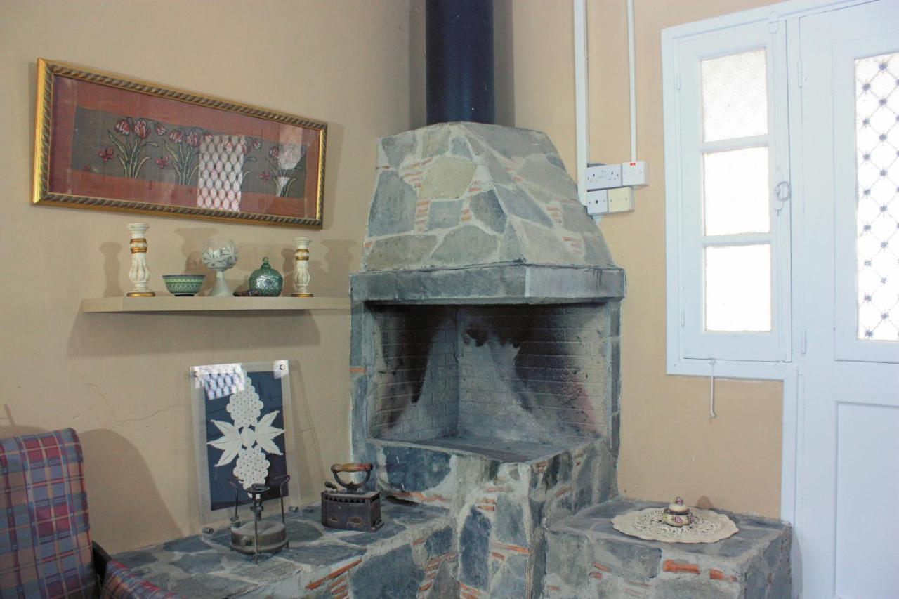 Laoni In Moutoullas, Marathasa
