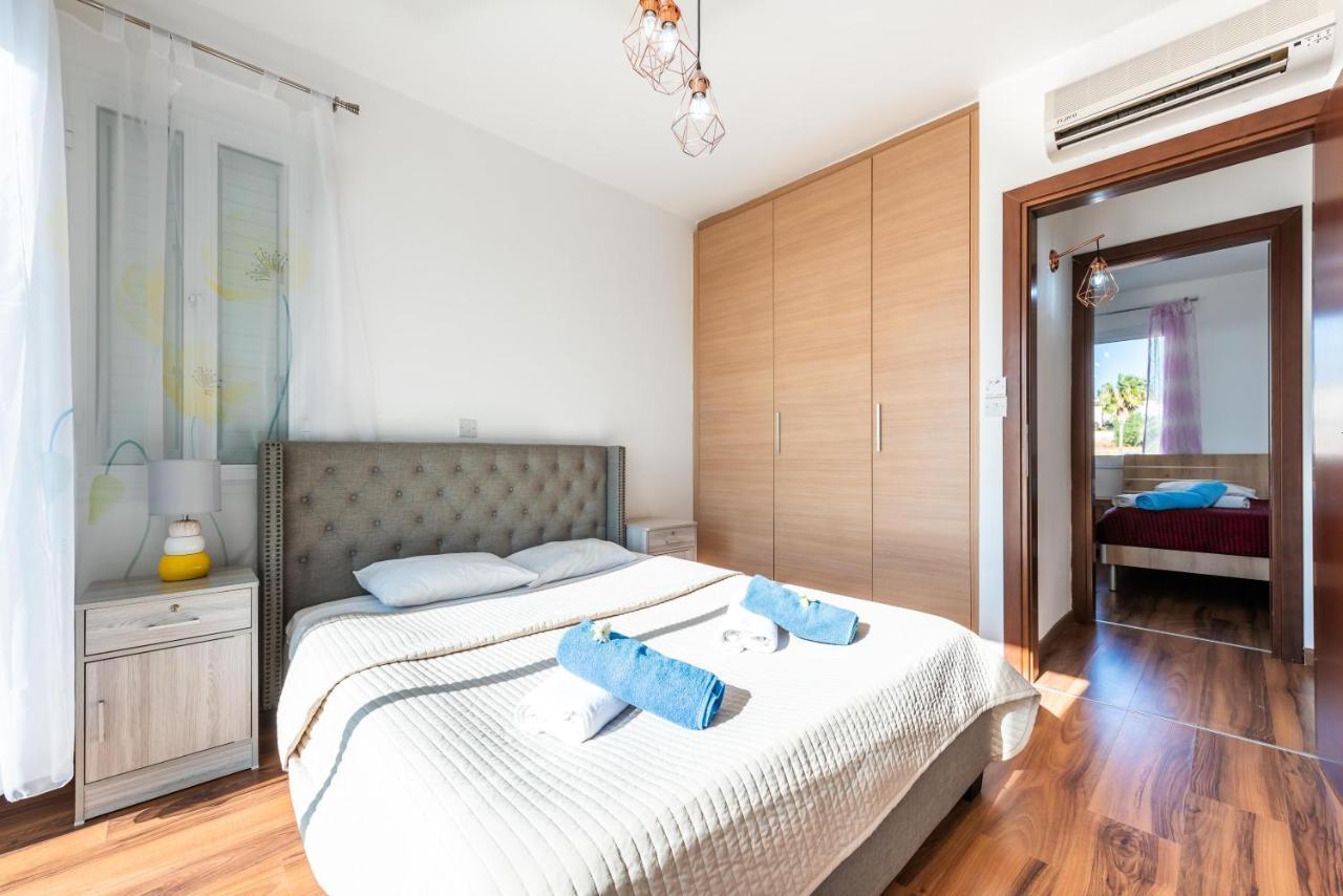 Villa Laguna Sunrise By Ezoria Coral Bay