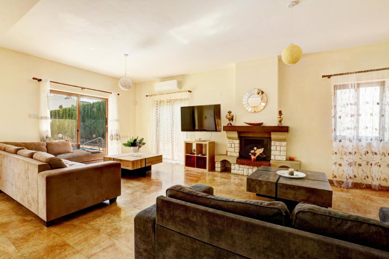 Holiday home Eva *