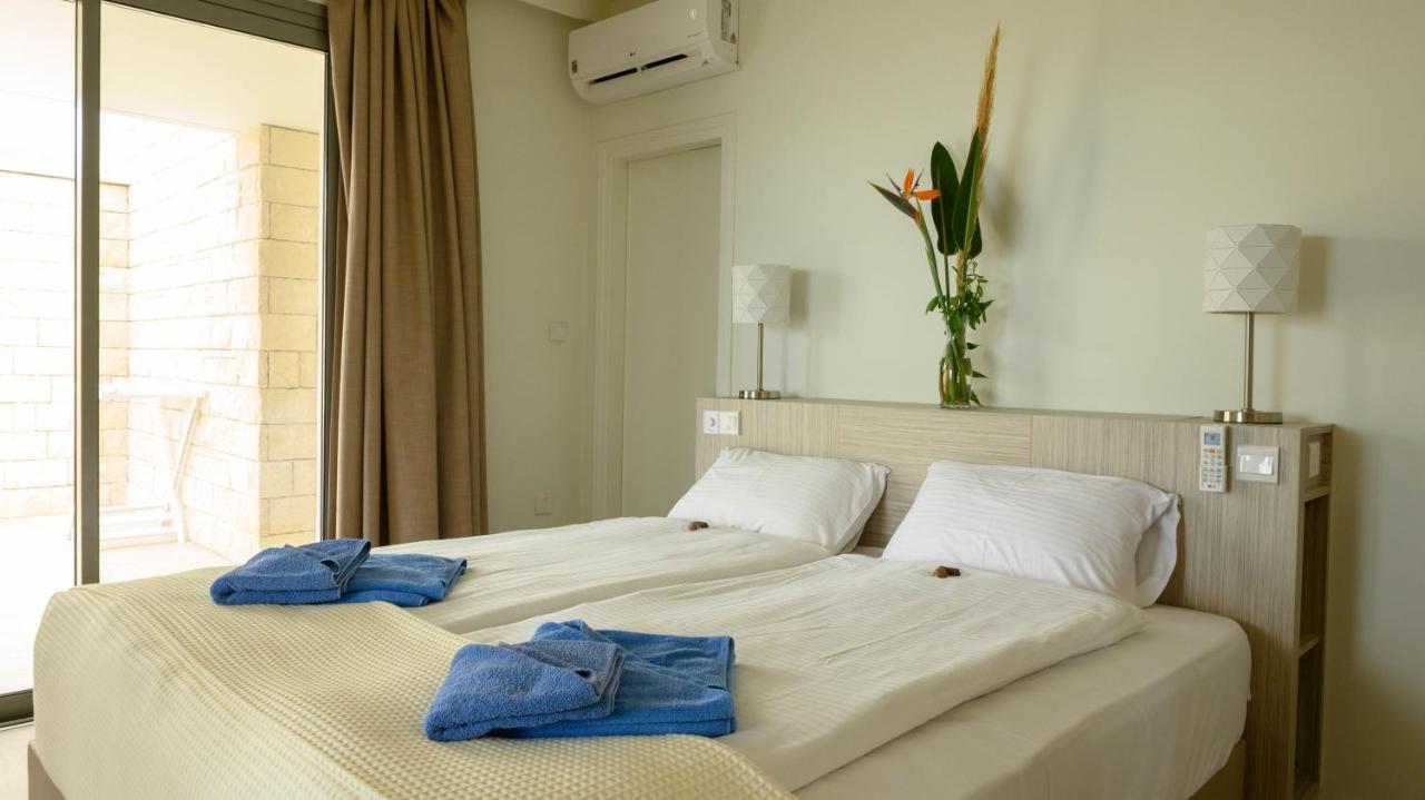 Aphrodite Beach Hotel 2*