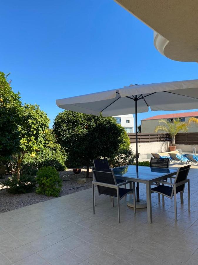 Episkopi Villa, Luxury 4 Bedroom With Pool - Limasol