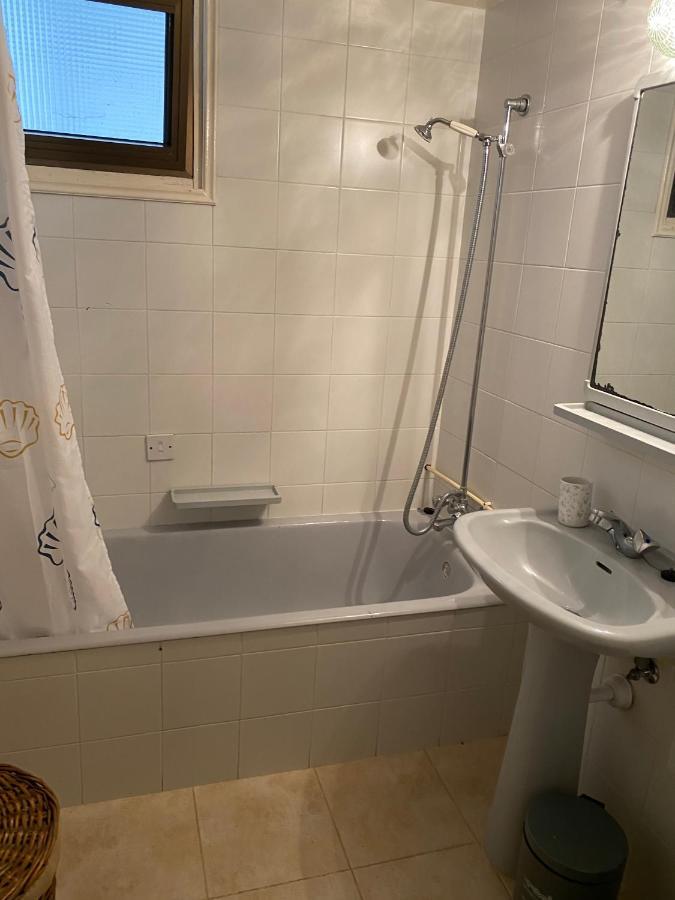 Artemis Apartment *