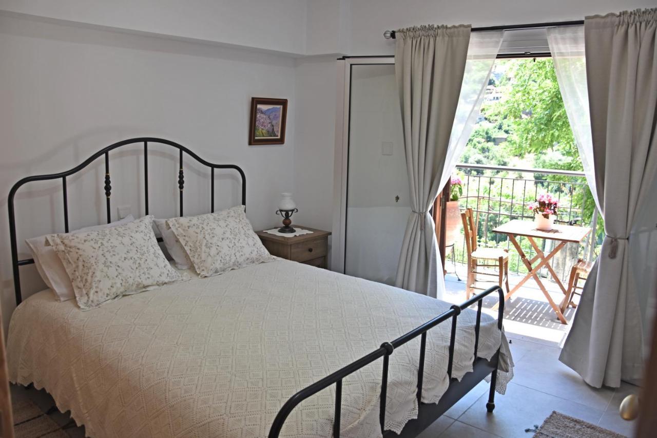 Holiday home The Old Coffeehouse Kalopanagiotis