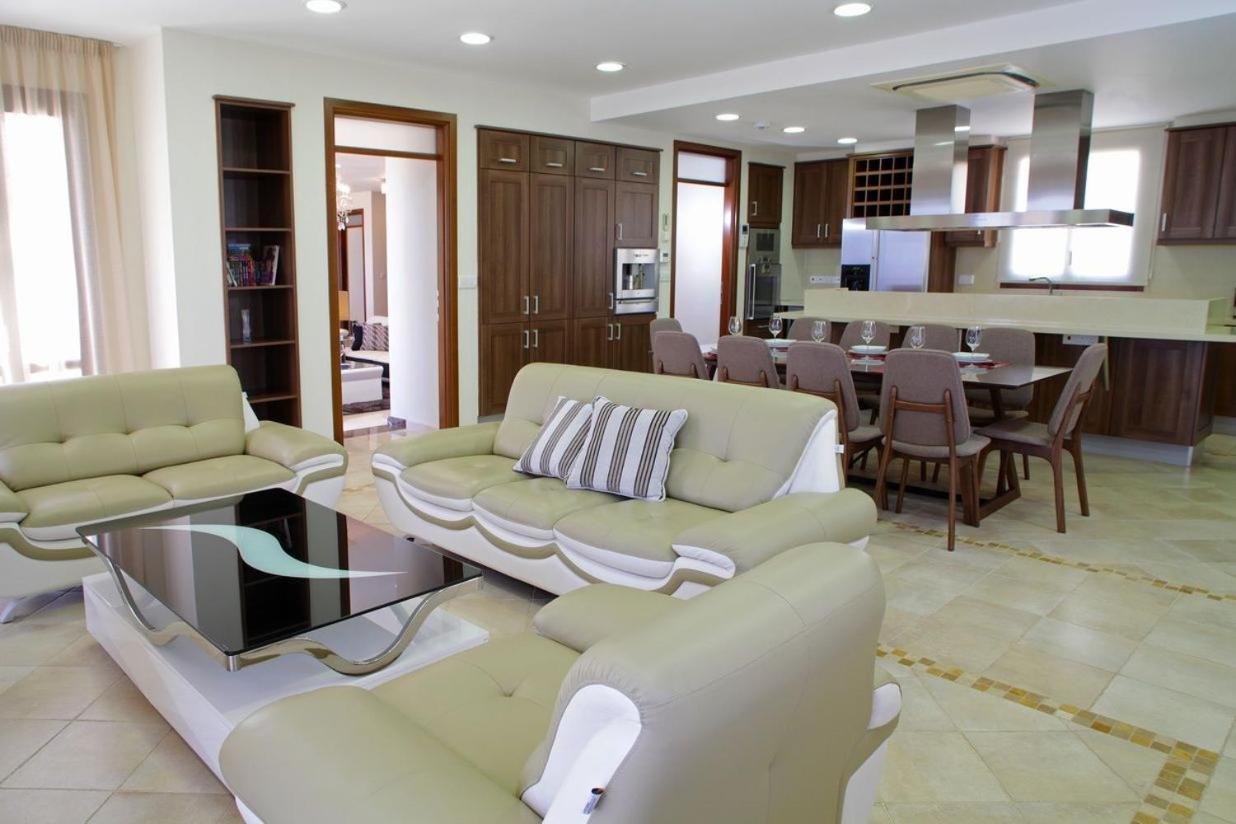 Aphrodite Hills Elite Elite Superior 0264 Private Pool 5 Bedrooms Villa *