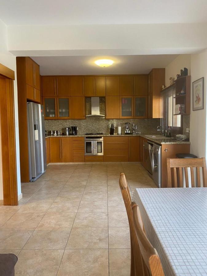 Villa Episkopi Villa, Luxury 4 Bedroom With Pool -