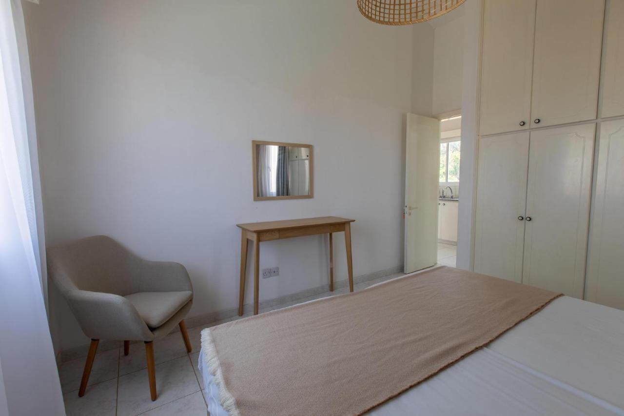 Socrates Appartement Polis