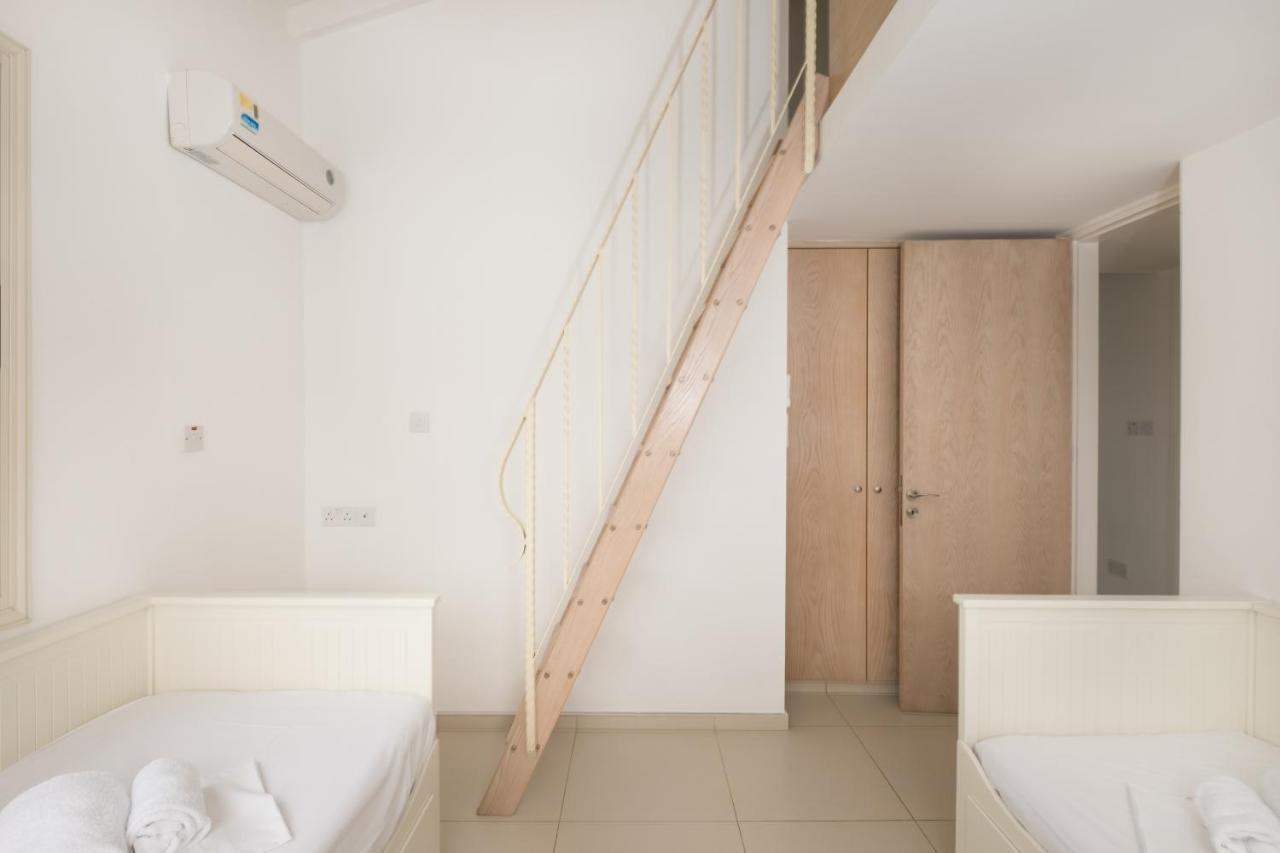 House 1, The Artisan Villa