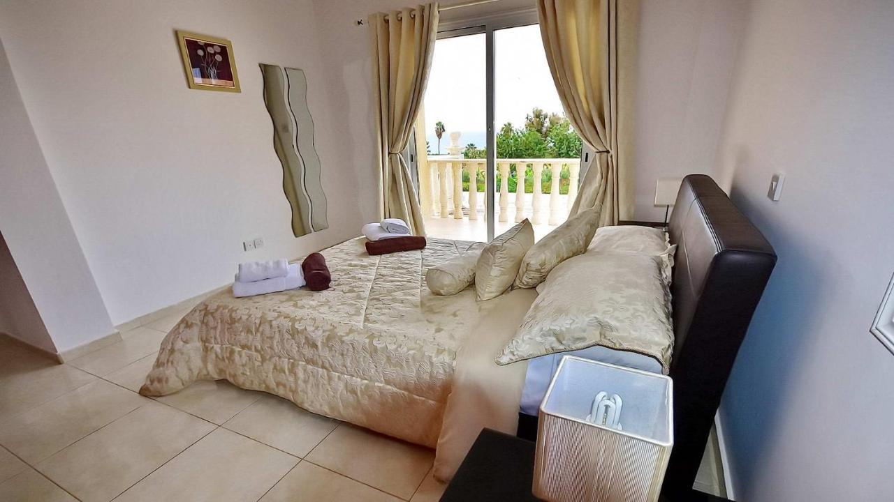 Ambrosia Villa