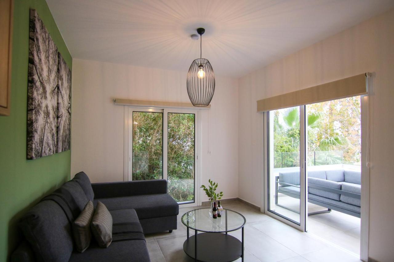 Phaedrus Living: Seaside Modern Flat Limnaria 123 Apartment *