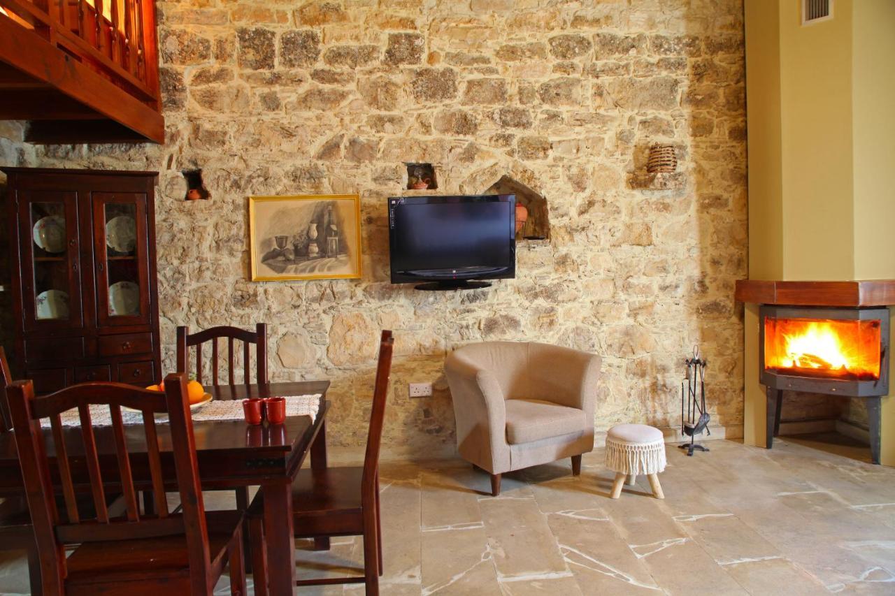 Agrovino Inn Lofou