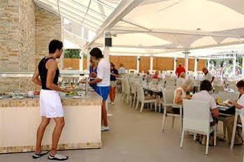 Hotel Atlantica Oasis 4*