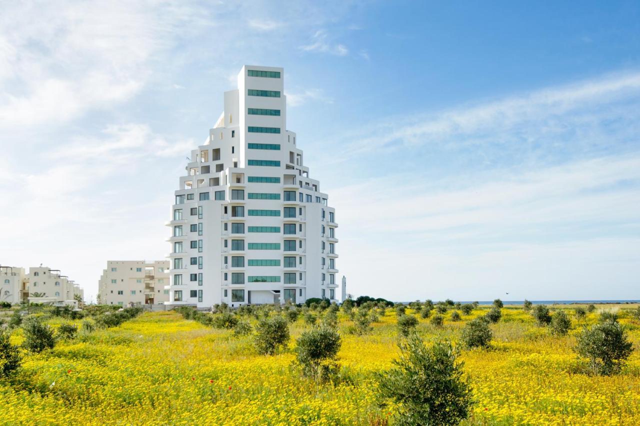 Aphrodite Beachfront Official 3* Ghaziveran