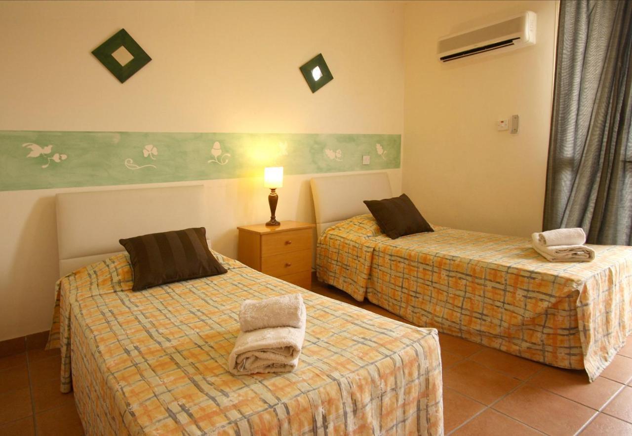 Amoroza Villa *