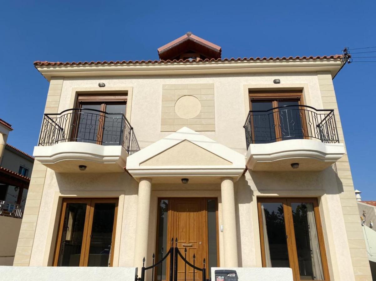 Episkopi Villa, Luxury 4 Bedroom With Pool - *