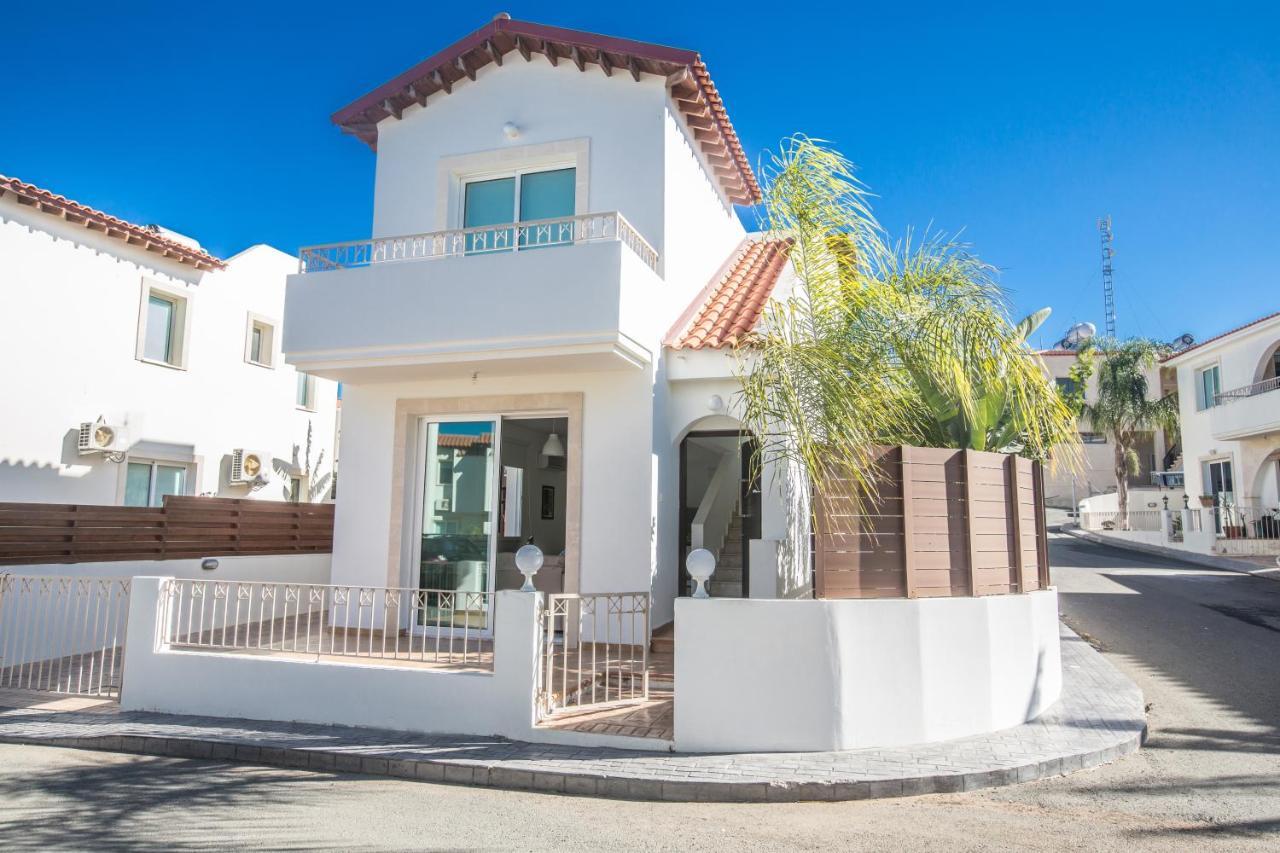 Orestiada Villas * Protaras