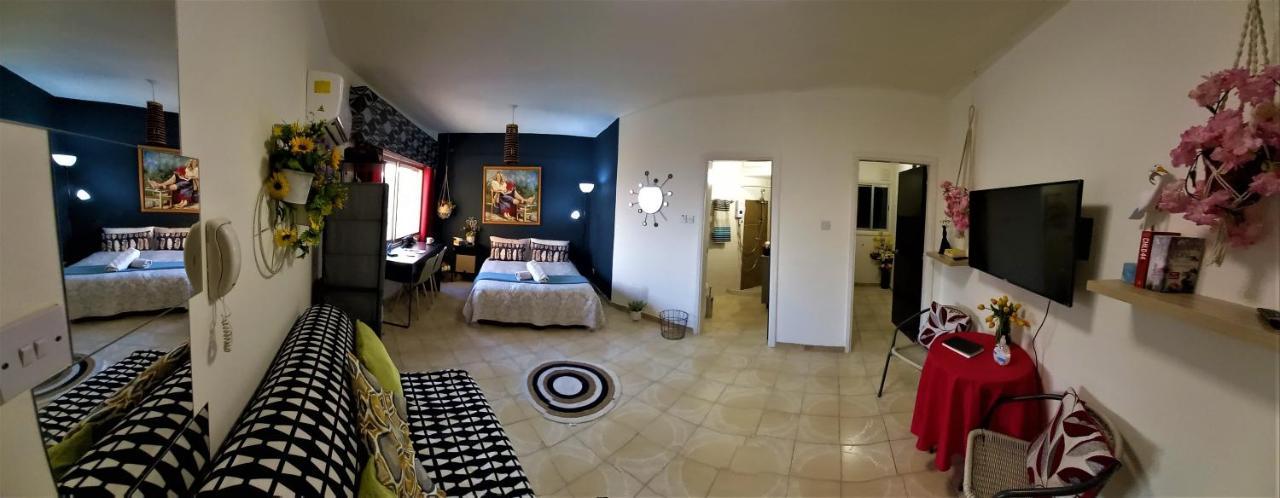 Artemis Boutique 2 Apartment