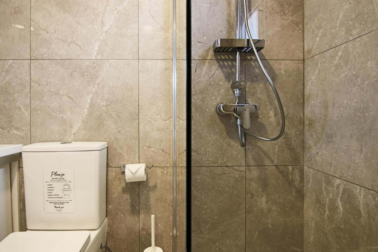 Phaedrus Living Seaside Luxury Flat Athina 108 Apartamento