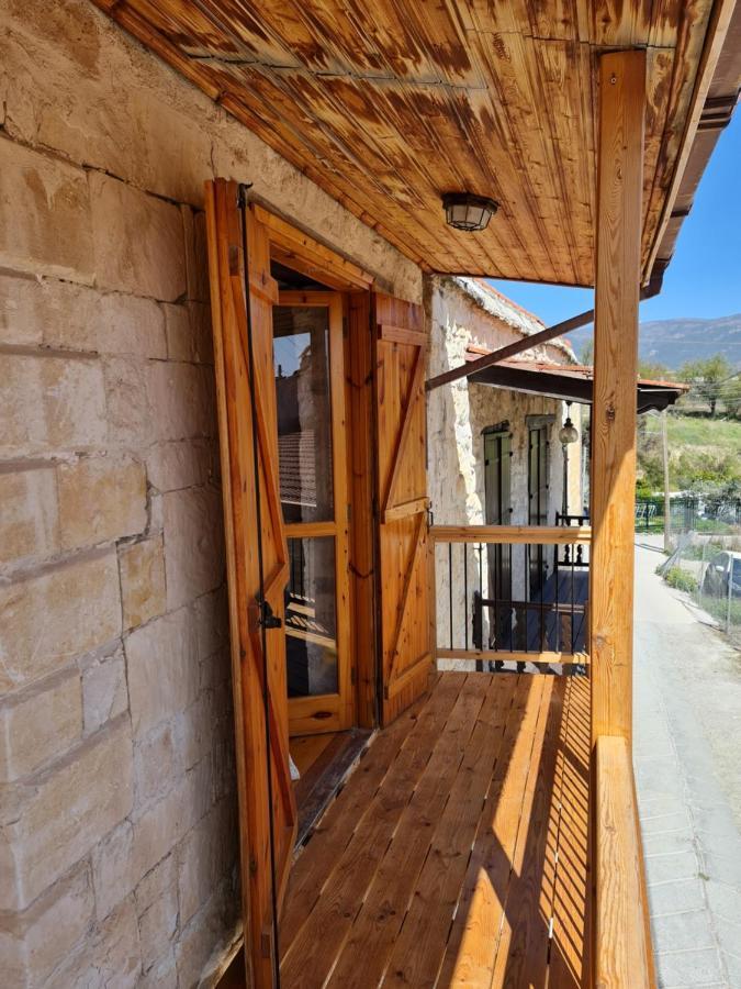 Kassandras Place In Village Omodos