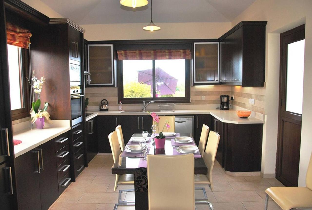 Marlin Front Luxury - 4 Bedrooms Agia Marina (Northern Cyprus)