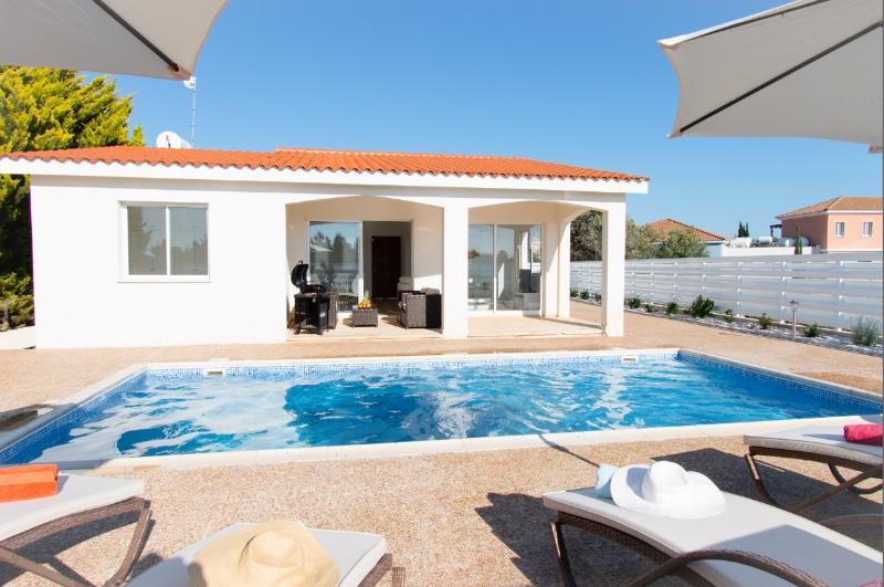Casa Bonita By Ezoria Villa Coral Bay