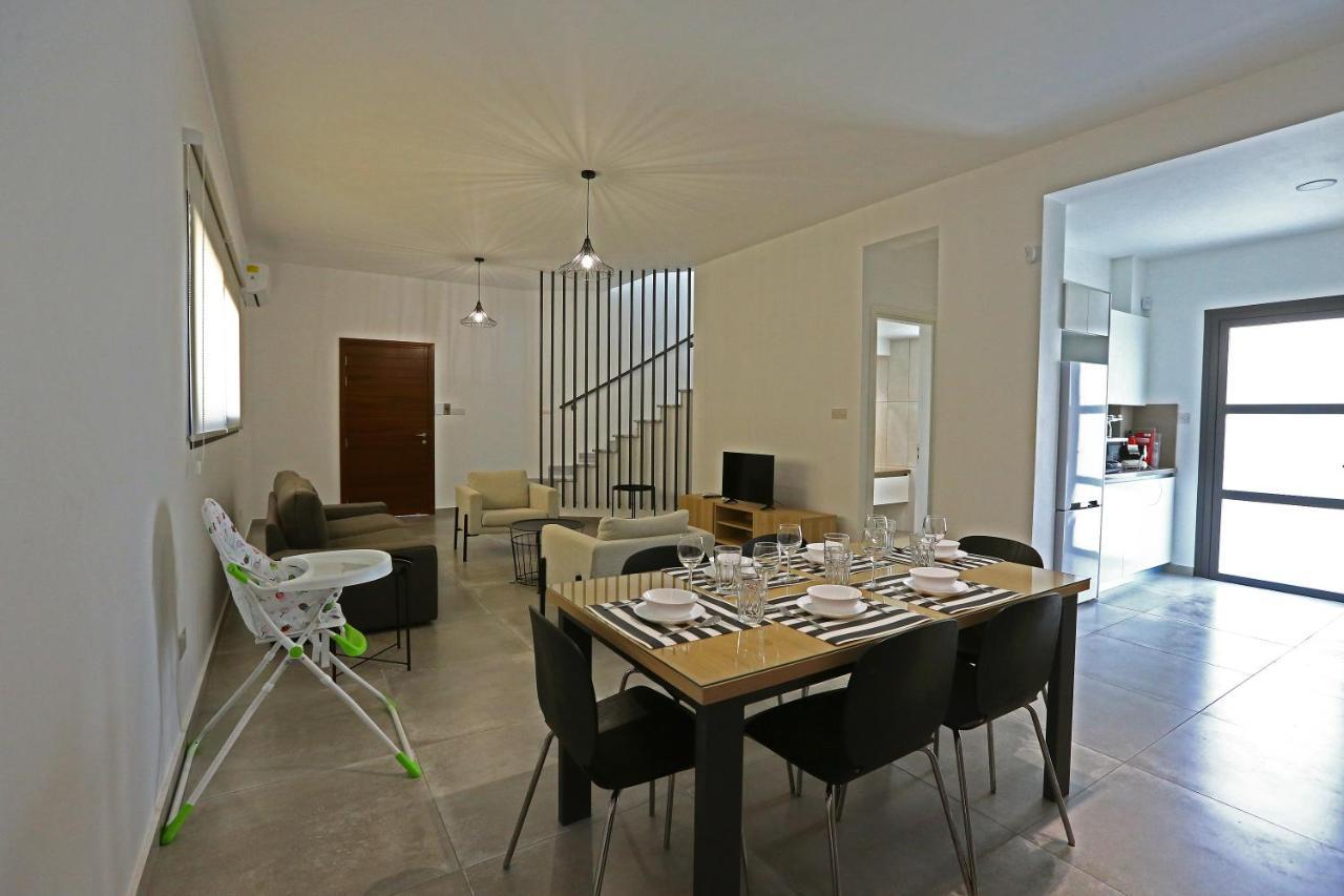 Yria Villa Coral Bay