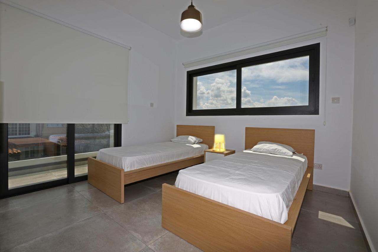 Villa Yria *