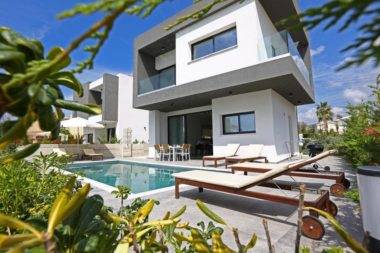 Yria Villa