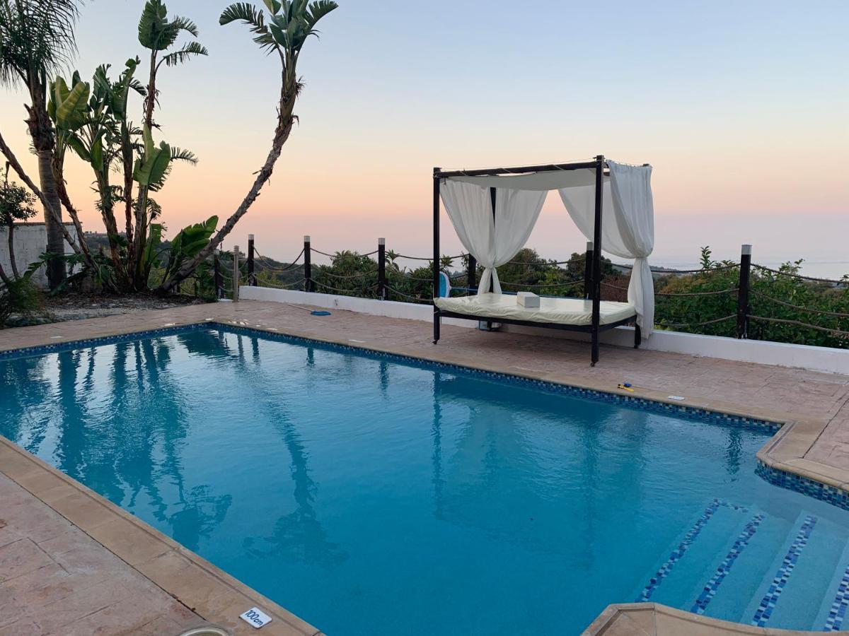 Mediterranean Blue Villa *
