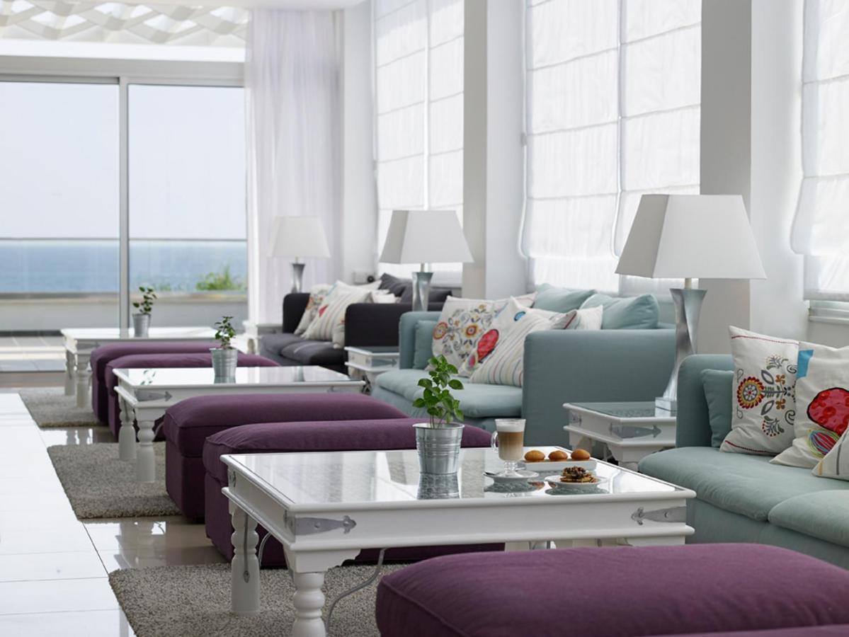 Atlantica Sea Breeze, Adults Only