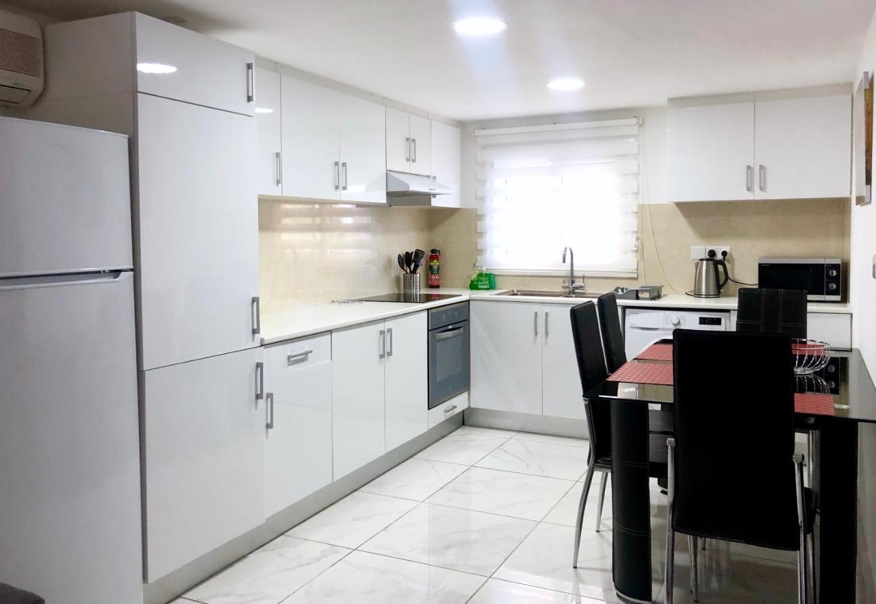 Seafront - 2 Bedroom Modern Appartement *