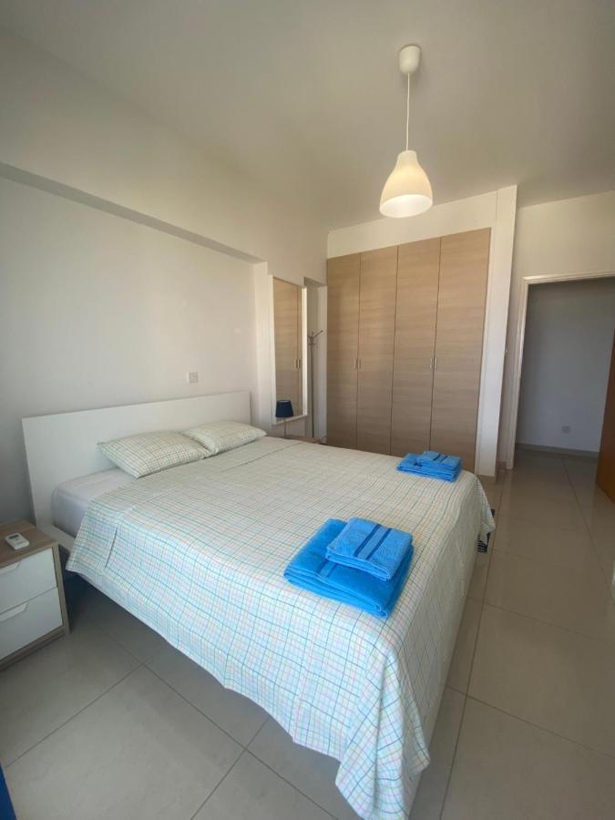 Konnos Flat *