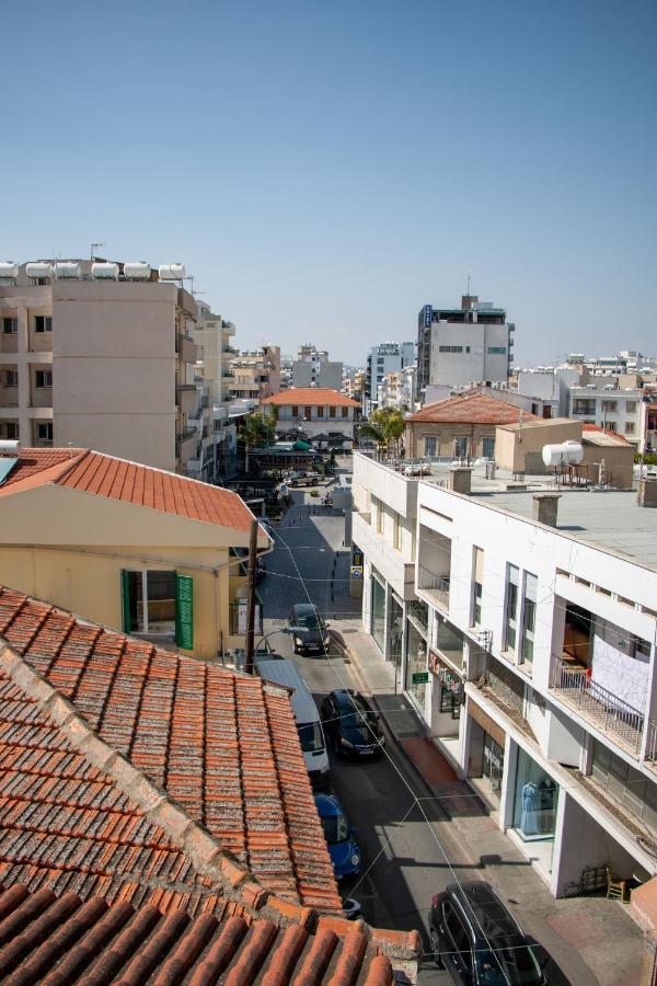 Apartment Lakis Court *