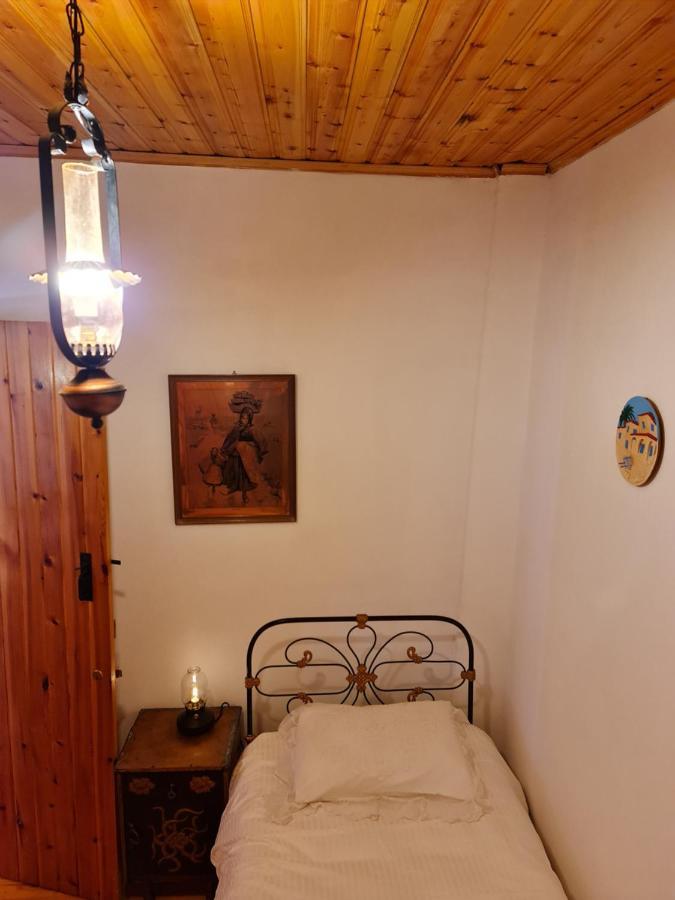 Kassandras Place In Village