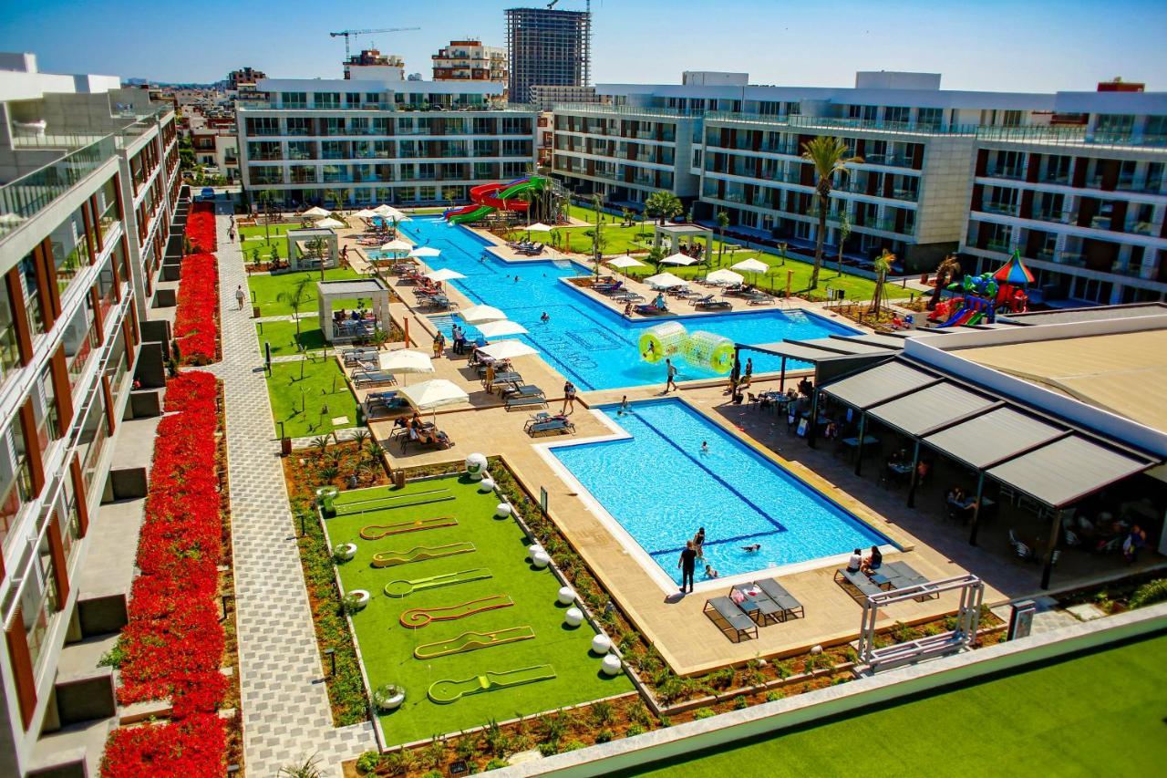 Hotel Courtyard Long 3*