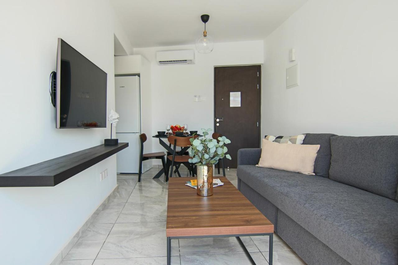 Phaedrus Living: Seaside Luxury Flat Lighthouse 74 * Paphos