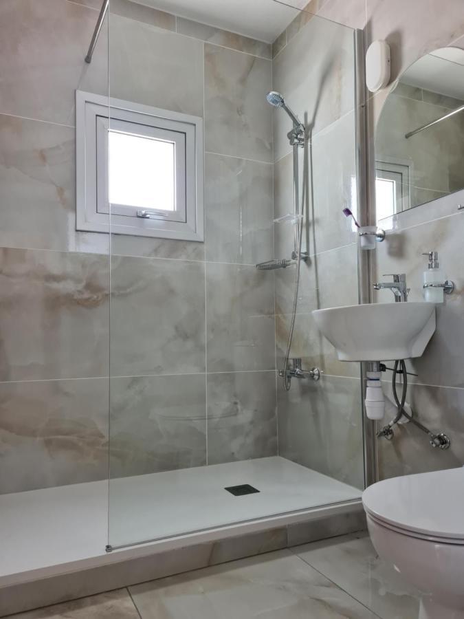 Apartment Fotoxenia Luxury Apts *