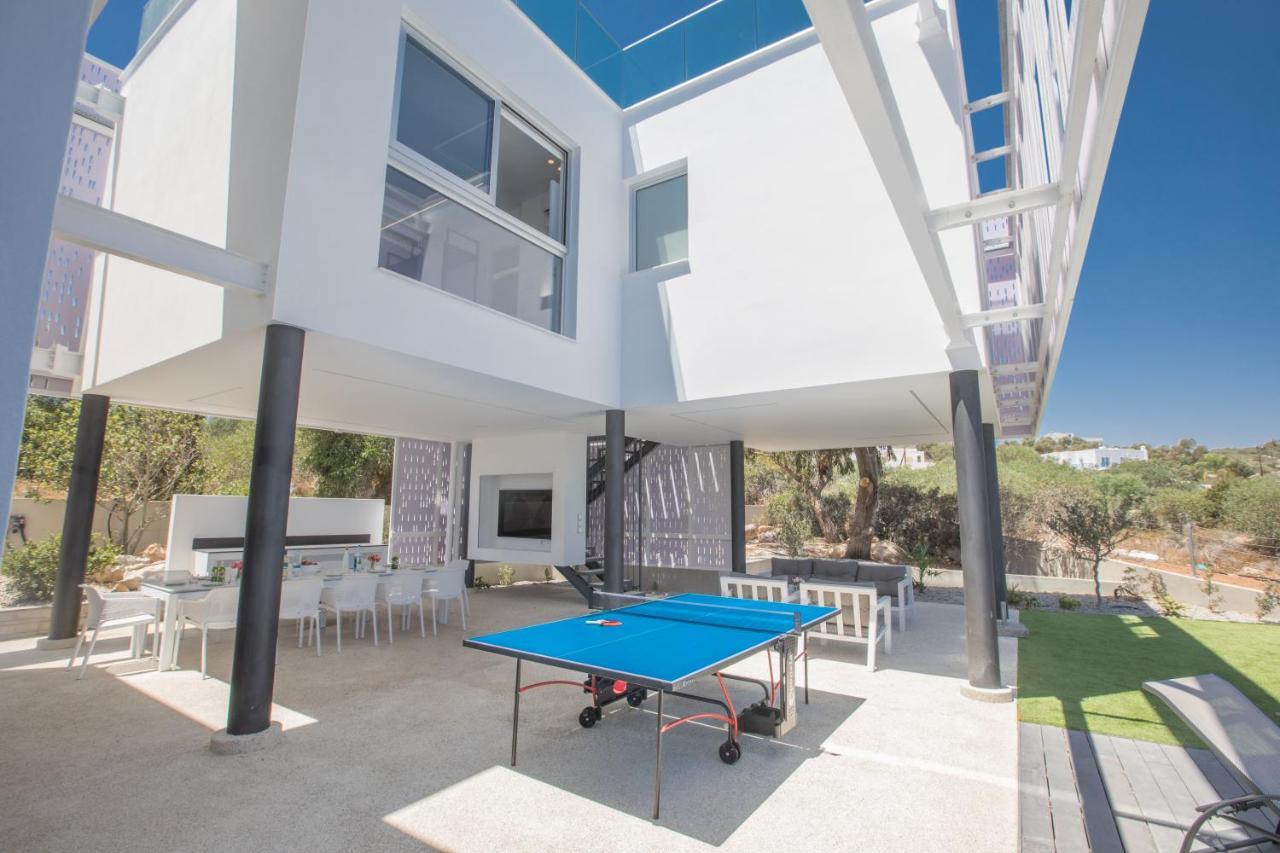 Chloe Luxury Villa *