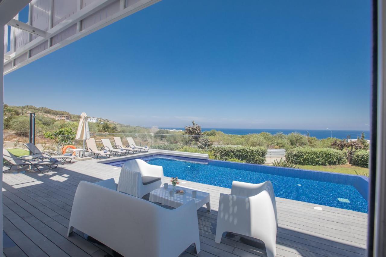 Chloe Luxury Villa