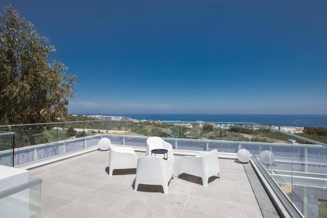 Chloe Luxury Villa