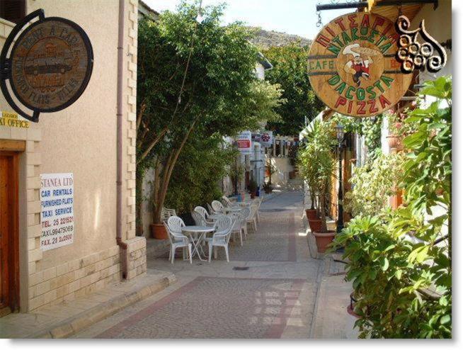 Rossa Villa *