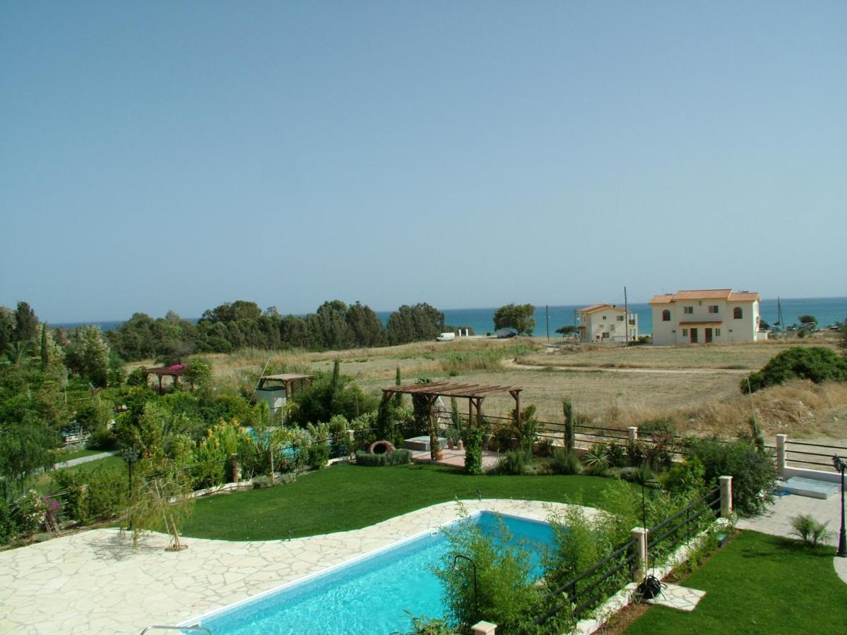 Holidays Villas * Pissouri