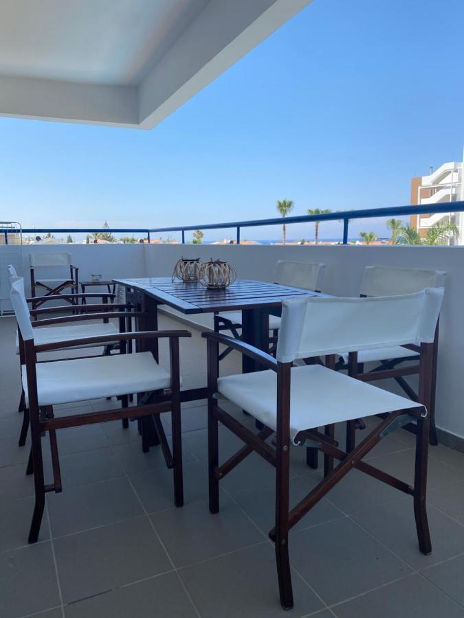Konnos Flat *