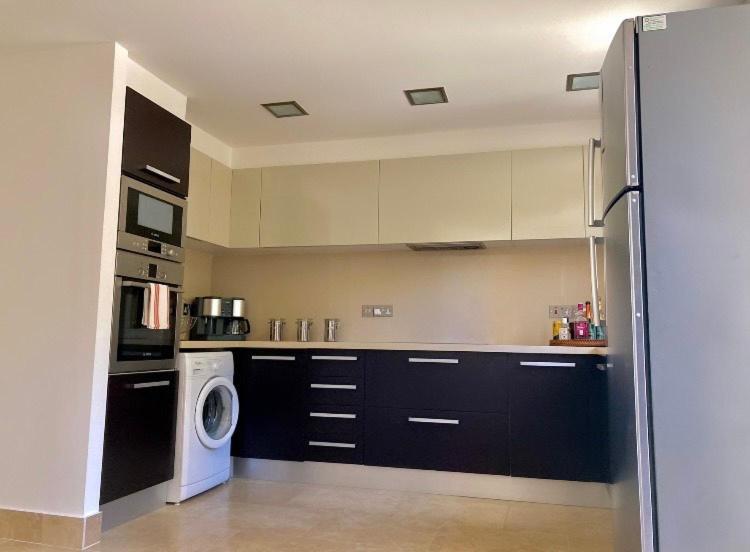 Beau Views Seven Apartamento *