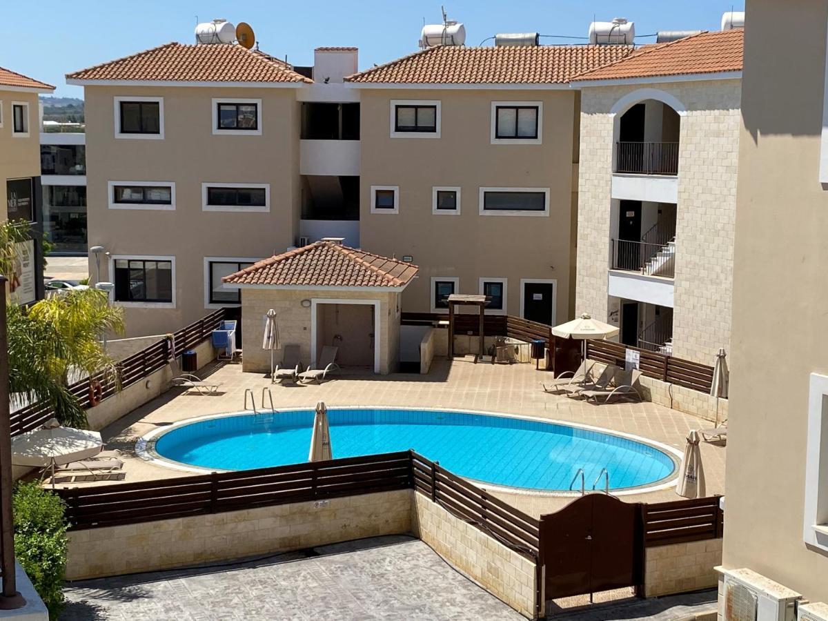 Kyklades & Appartement Paralimni