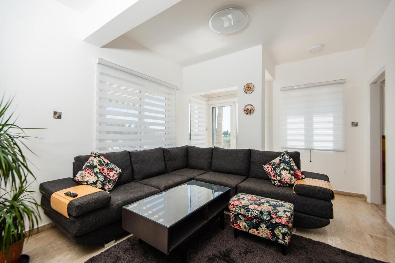 Villa Dene Hollow *