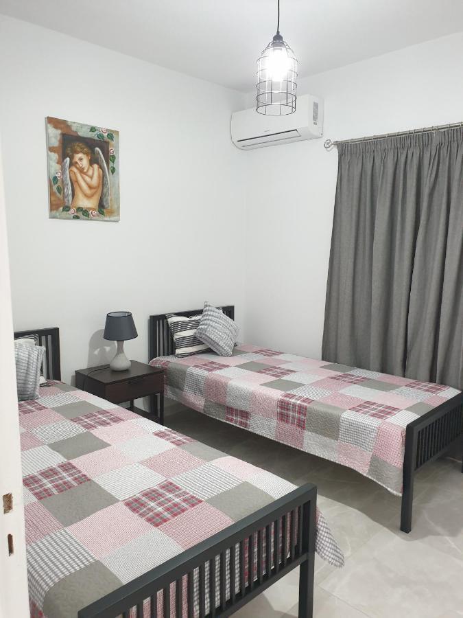 Apartamento Ikaria Village Maisonette 12 Paphos