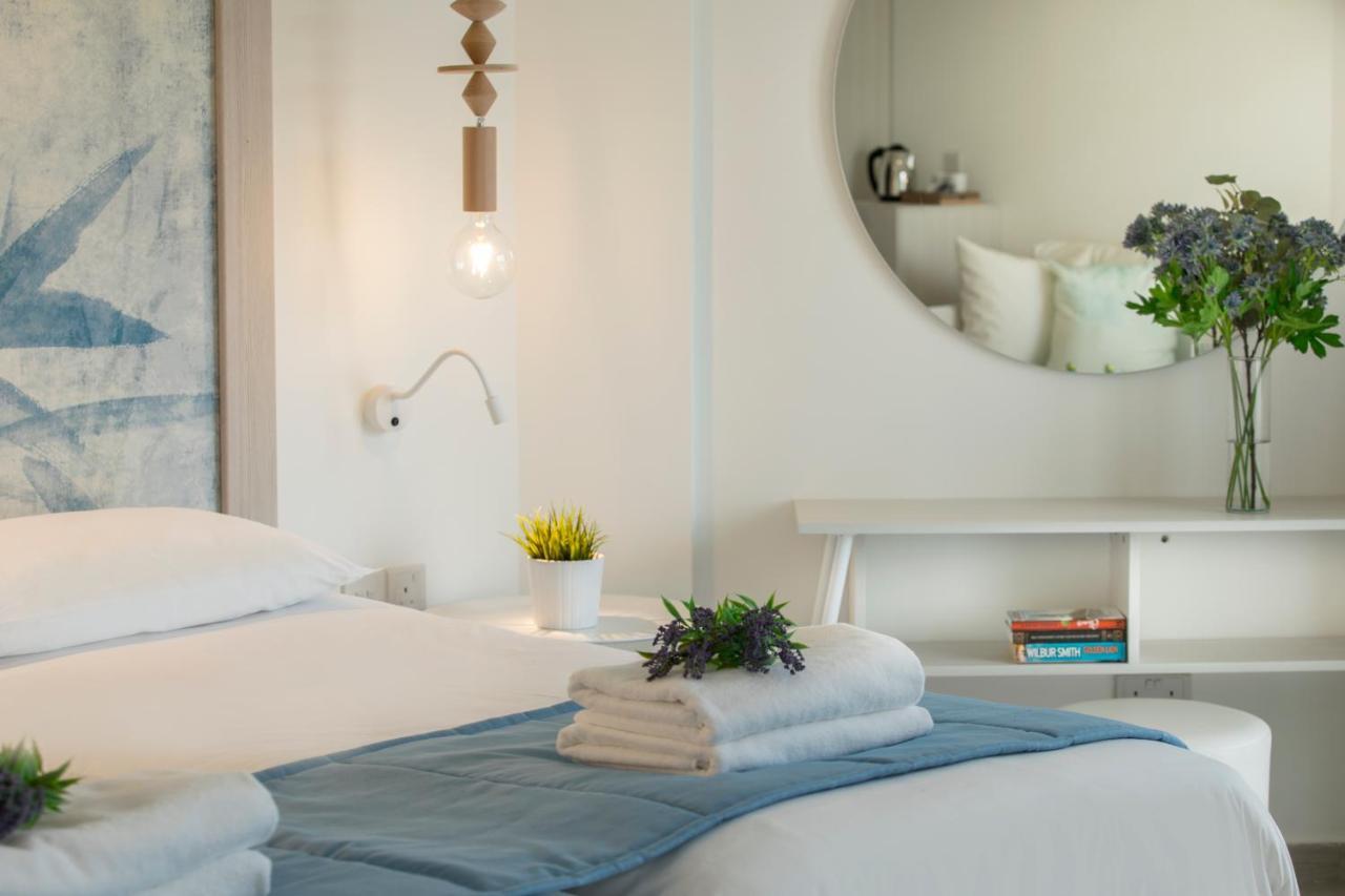 Infinity Blu - Designed For Adults By Louis 4*