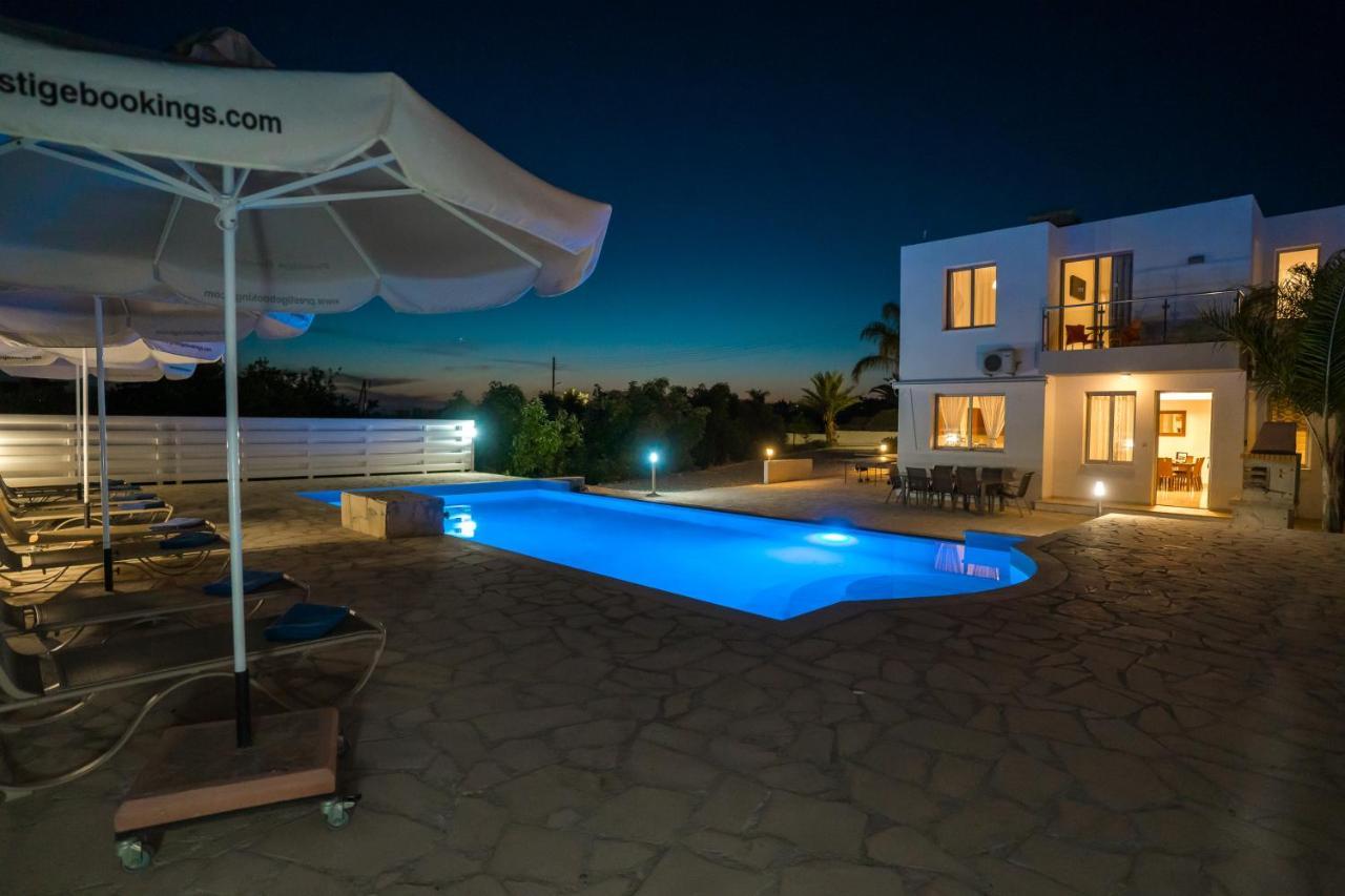 Oniros By Prestige Bookings Peyia