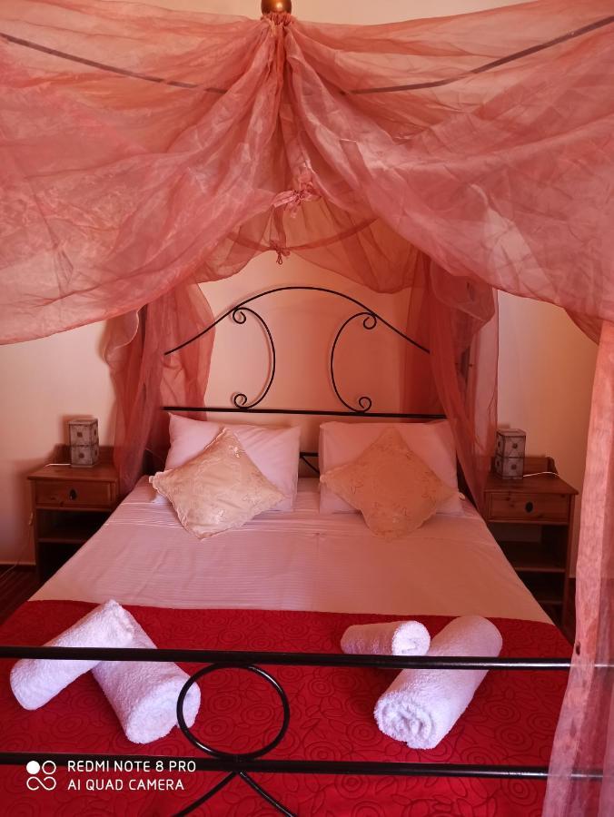 Lefkara Hotel