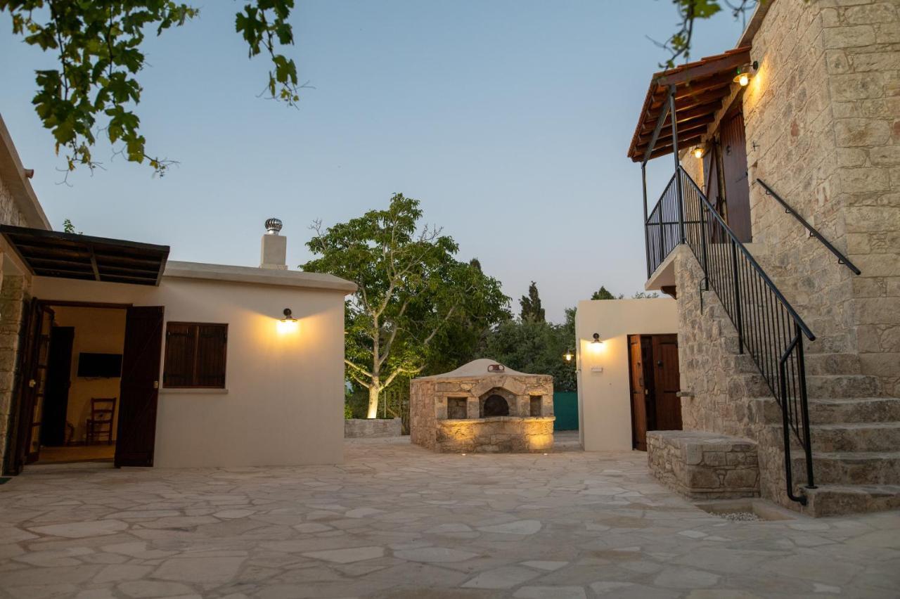Aparthotel Droshia Traditional Homes, Coco-mat Full Experience *